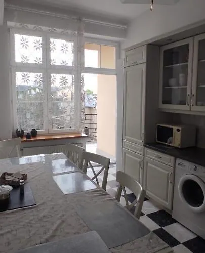 Swietego Tomasza Apartmán *