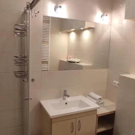 Swietego Tomasza Lejlighed Kraków